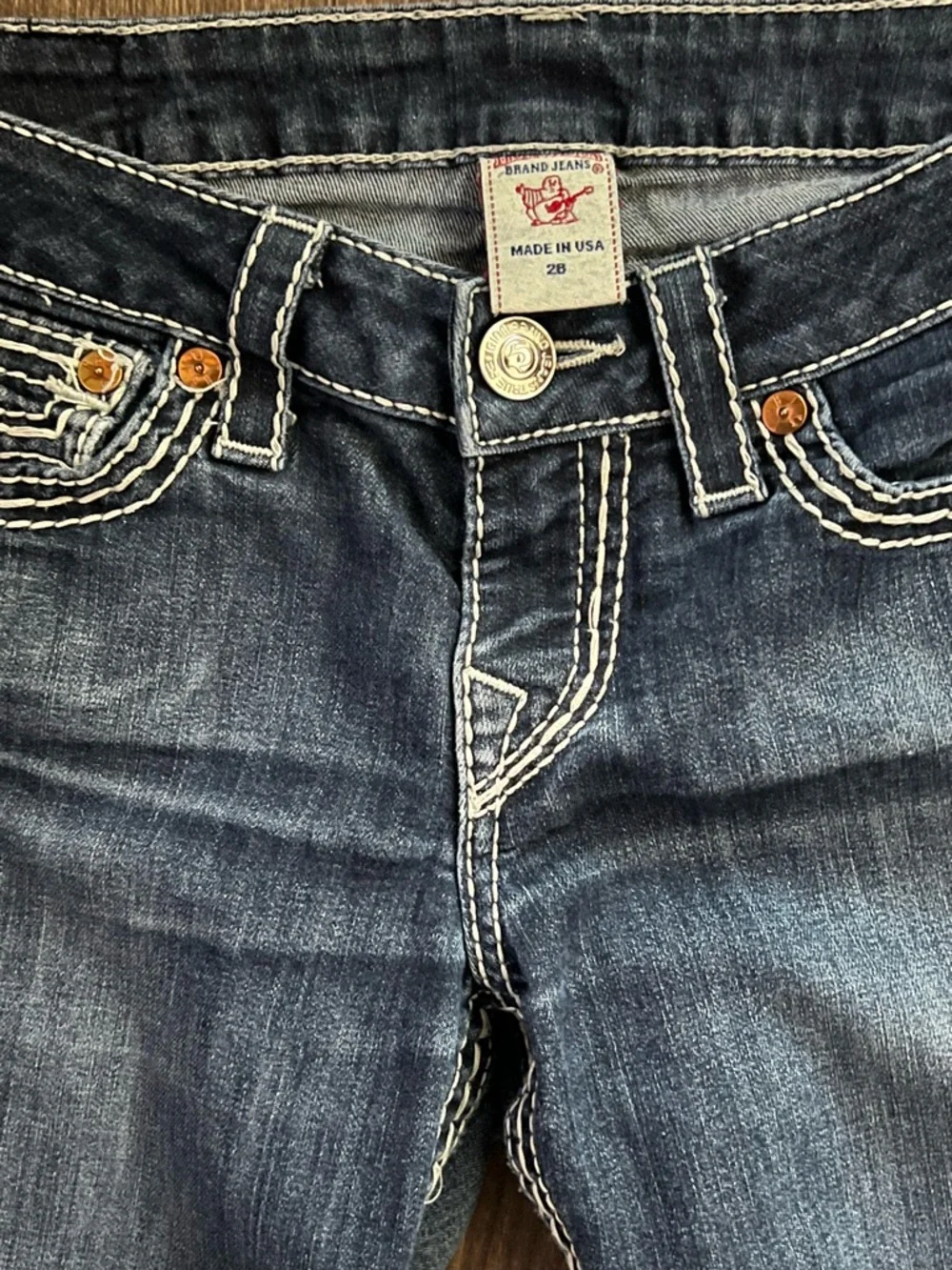True Religion Bootcut Jeans Women’s Size 28 Dark Wash Contrast Stitch Denim - Picture 3 of 4